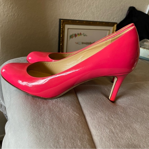 Kate Spade‎ Hot Pink Patent Pumps 6.5M - Picture 1 of 9